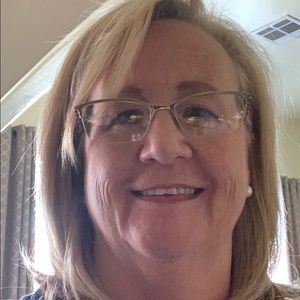 Meet your Posher, Cindy